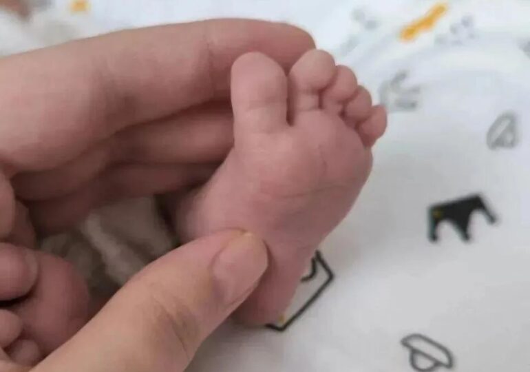 В Бузулукском перинатальном центре в День семьи, любви и верности родились 2 девочки
